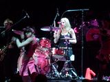  photo avril-playing-drums--large-msg-120892045574_zpsc399dae1.jpg