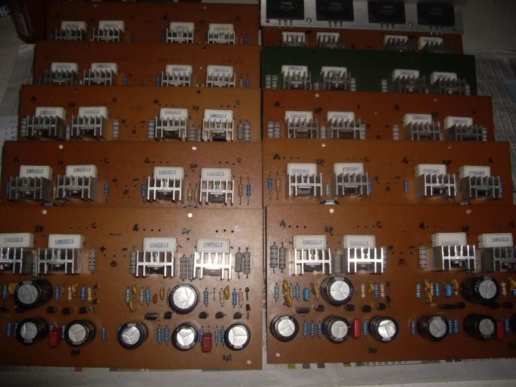 [Image: Kitbanyakatas.jpg]