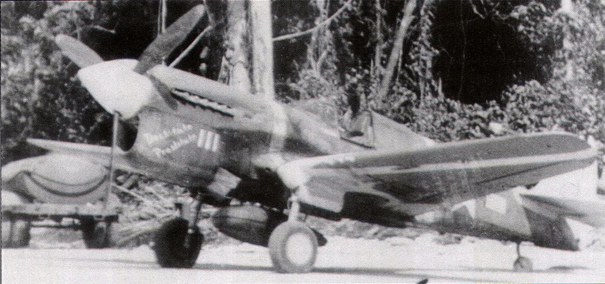 Curtiss-P-40F-Warhawk-18FG44FS-W111-Jack